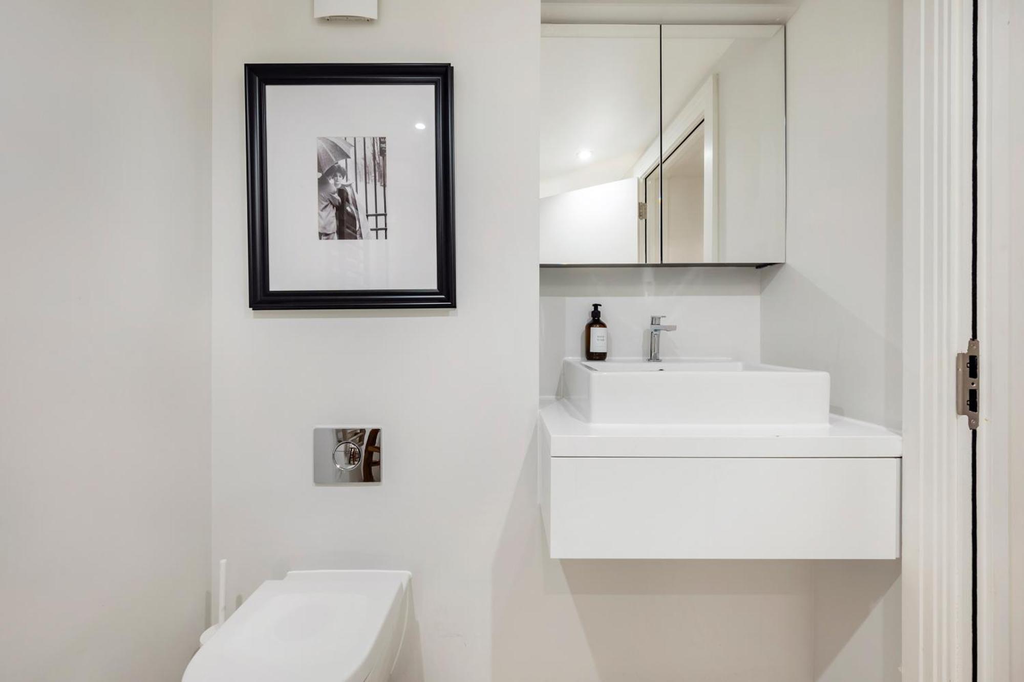 Ferienwohnung Aircon 2 Bedr, 3 Beds, 2 Bath Covent Garden, Subway London Exterior foto